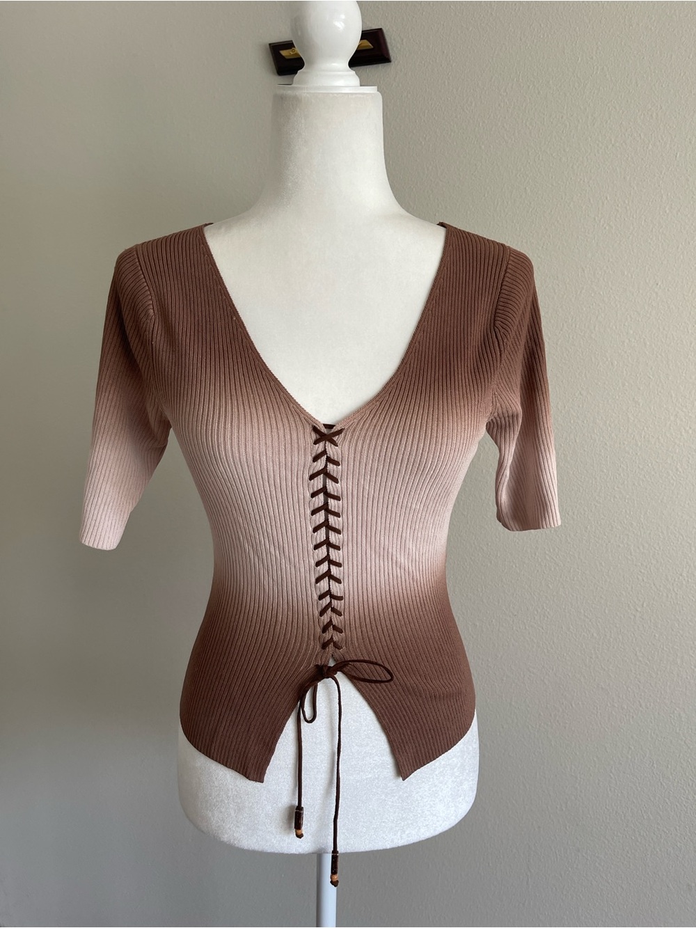 Women's Brown Ombre Lace-Up Ribbed Top